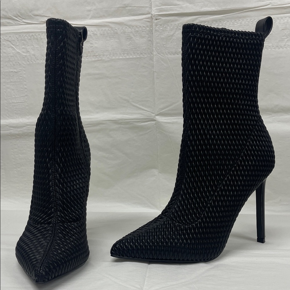 Steve Madden Black Pointed Stiletto Knit Sock Boots